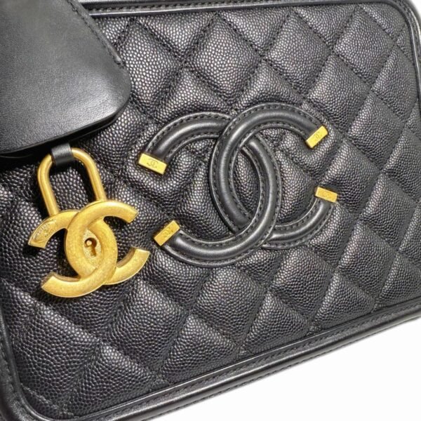 Chanel Vanity Cosmetic Bag Medium 99% NEW Black Top Handle & Shoulder Bag 20 Series Caviar Leather - Image 4