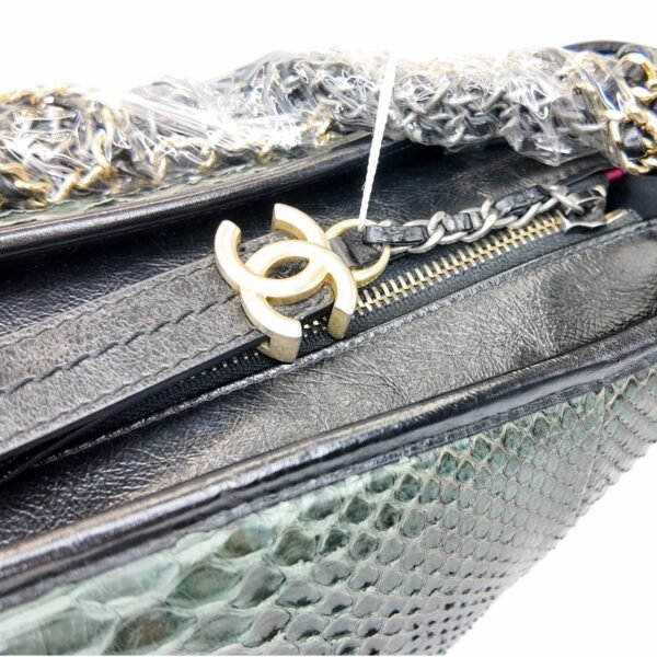 Chanel Gabrielle Large 97% New Mustard Green Crossbody bag 24 Series Python Leather - Image 5