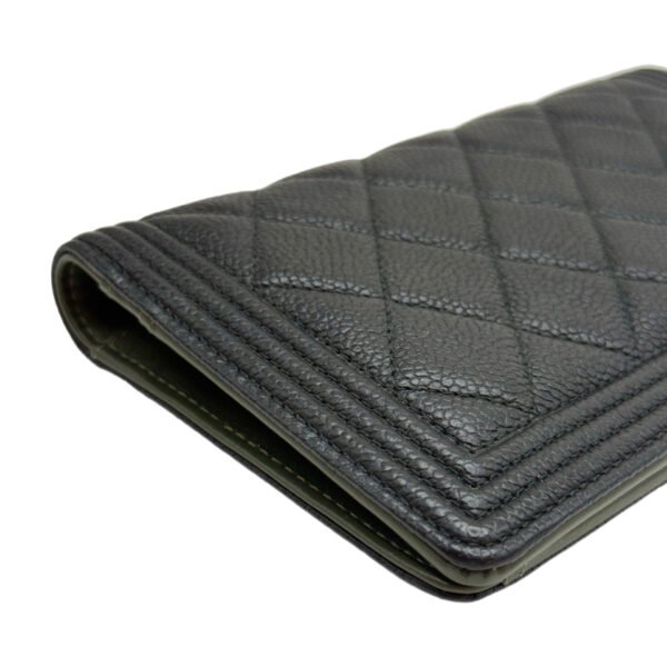 Chanel Le Boy Long Bi-Fold Wallet Black with Gold Hardware 24 Series Pebbled Calfskin - Image 4