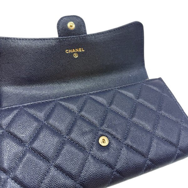 Chanel Quilted Long Wallet Deep Navy Blue with Gold Hardware 30 Series Grained Calfskin Leather - 影像 8