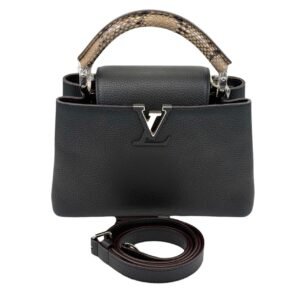 Louis Vuitton Capucines Medium 99% New Black Handbag 2018 Taurillon Calfskin Leather